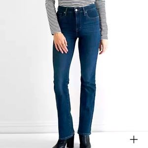 Levi’s | 725 High Rise bootcut